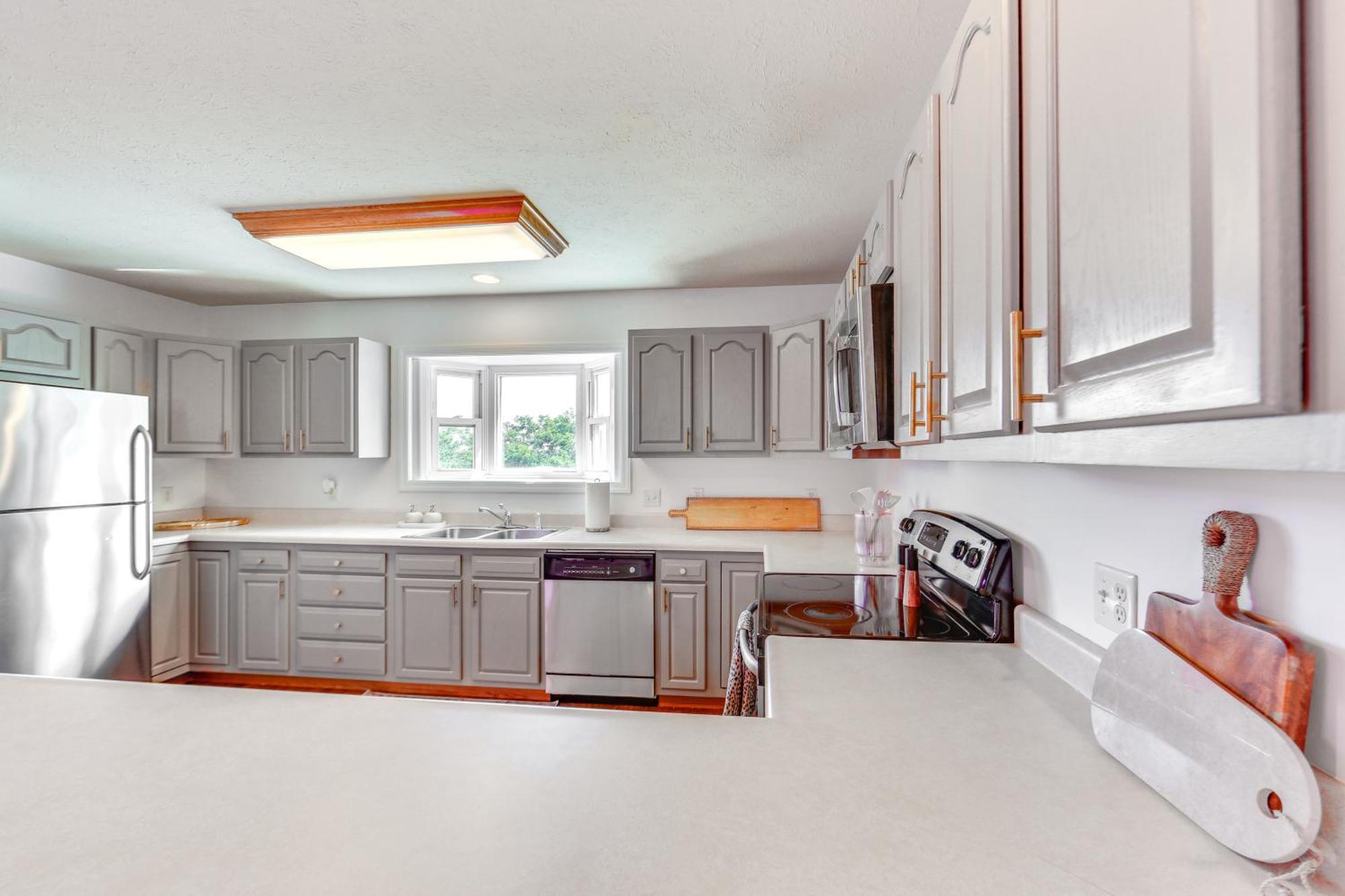 Chic Morgantown Vacation Rental - 2 Mi To Wvu! ภายนอก รูปภาพ